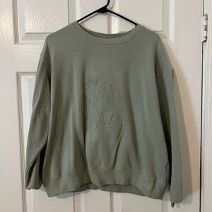 size L and fit oversized if youre an S
